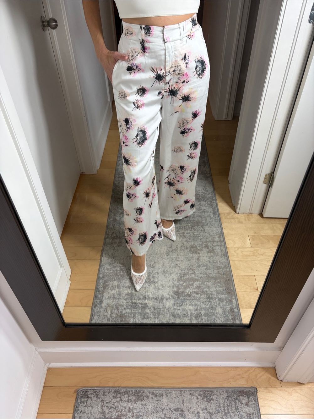 Dynamite White Wide-Leg Floral Pants with Pink & Black Accents